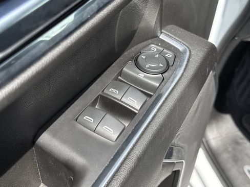 New 2023 Chevrolet Silverado 1500 LT w/ Max Trailering Package image 20
