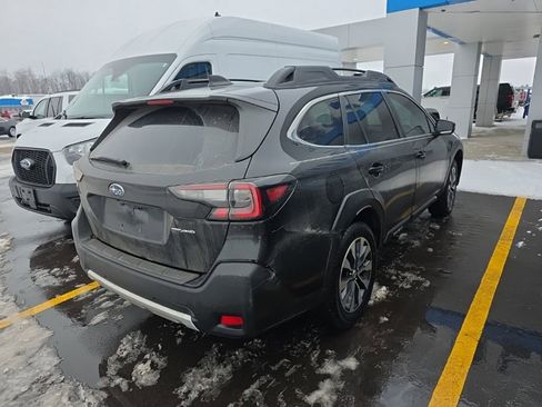 Used 2024 Subaru Outback Limited image 3
