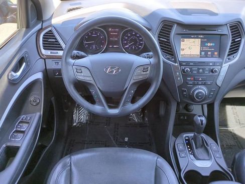 Used 2017 Hyundai Santa Fe Sport FWD image 12