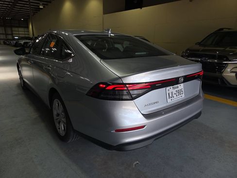 Used 2025 Honda Accord LX image 8
