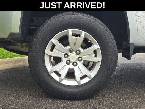 Used 2016 Chevrolet Colorado LT w/ LT Convenience Package RWD image 5