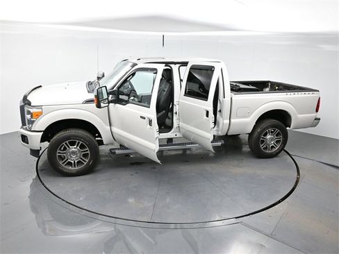 Used 2016 Ford F250 Platinum w/ Snow Plow Prep Package image 38