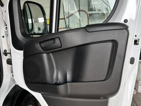 Used 2025 RAM ProMaster 2500 w/ U-Haul Equipment Group FWD image 14