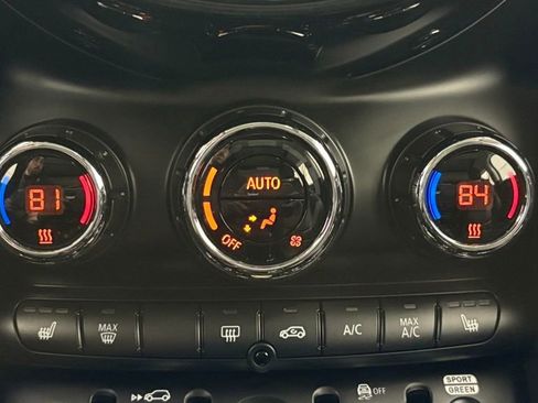 Used 2023 MINI Cooper SE image 30