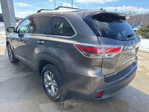Used 2015 Toyota Highlander XLE image 5