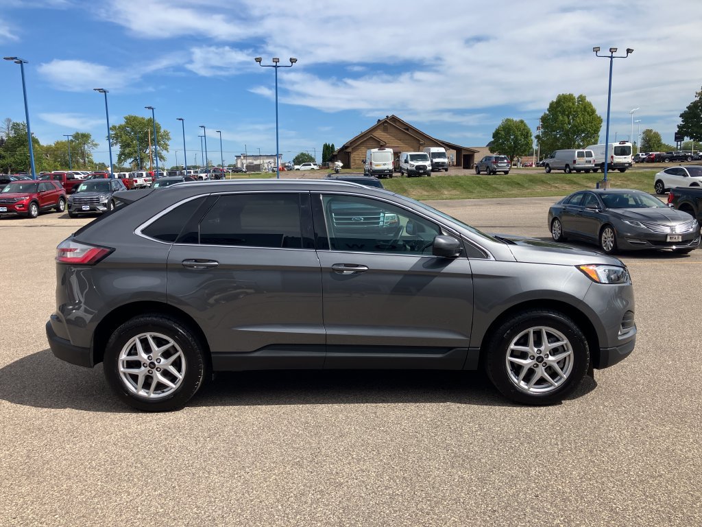 Used 2024 Ford Edge SEL w/ Convenience Package AWD/4WD image 5