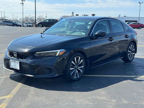 Certified 2024 Honda Civic EX-L image 9