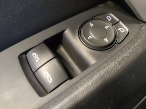 Used 2017 Chevrolet Camaro LT RWD image 27