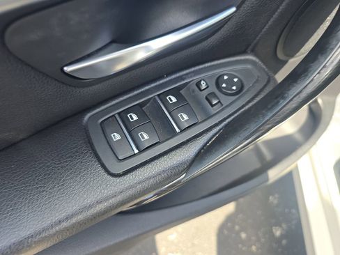 Used 2017 BMW 330i Sedan image 13