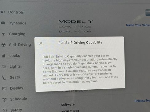 Used 2024 Tesla Model Y Long Range AWD/4WD image 56