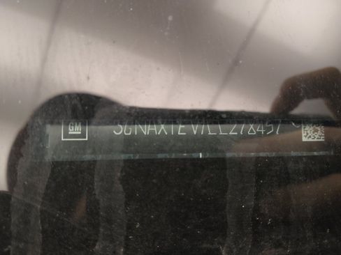 Used 2020 Chevrolet Equinox LT w/ Driver Convenience Package image 33