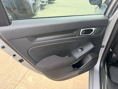 Used 2023 Honda Civic LX image 12
