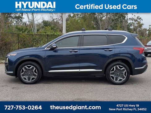 Certified 2022 Hyundai Santa Fe Limited image 2