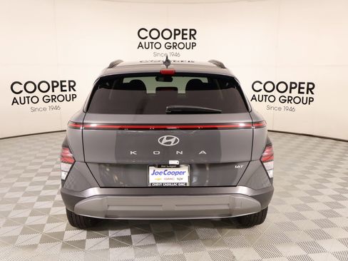 Used 2026 Hyundai Kona SEL Premium FWD image 20