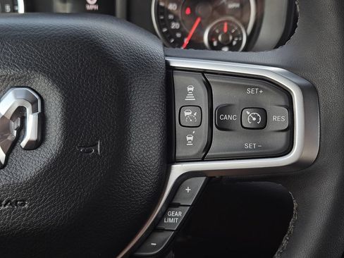 Used 2025 RAM 1500 Big Horn AWD/4WD image 28