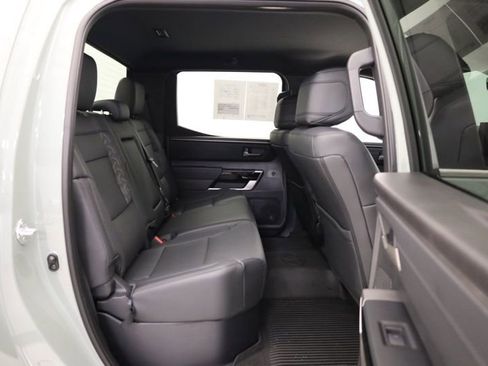Used 2025 Toyota Tundra Limited image 32