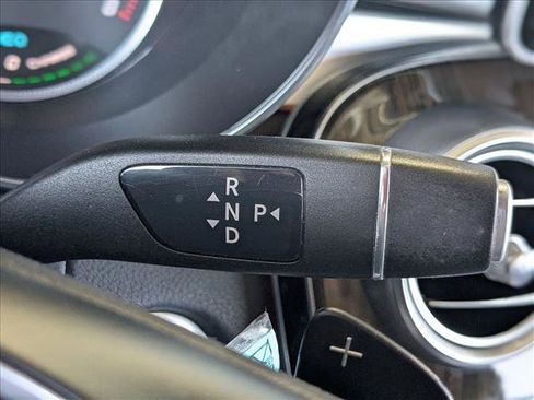 Used 2019 Mercedes-Benz GLC 350e 4MATIC image 12