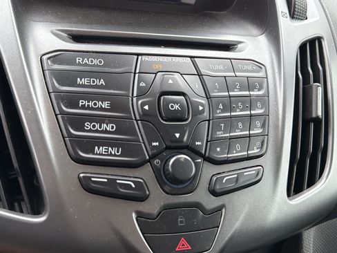 Used 2016 Ford Transit Connect XL FWD image 19