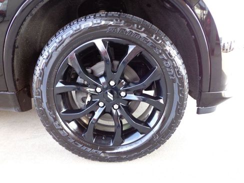 Used 2019 Dodge Durango SXT image 8