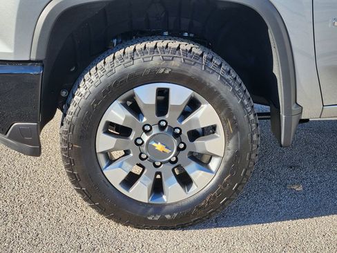 New 2026 Chevrolet Silverado 2500 Custom image 13