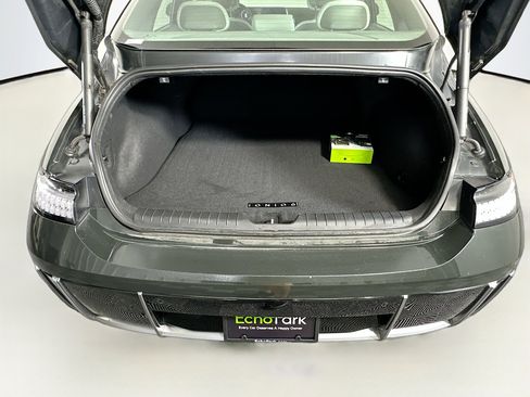 Used 2023 Hyundai Ioniq 6 Limited image 30