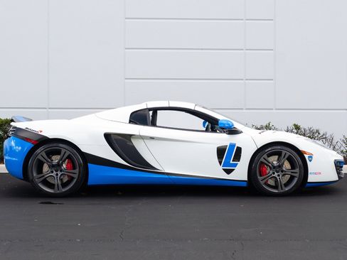 Used 2013 McLaren MP4-12C Spider RWD image 9