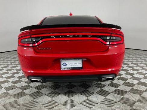 Used 2023 Dodge Charger SXT RWD image 6