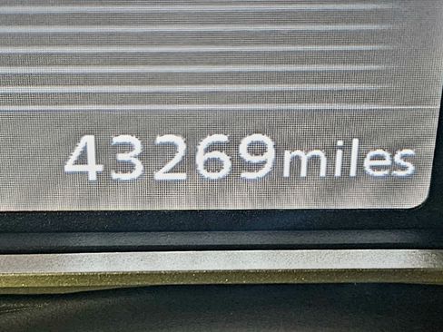 Used 2018 Nissan Kicks SV w/ Exterior Package image 17