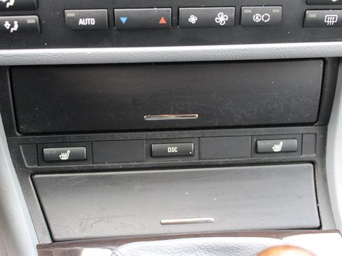 Used 2000 BMW 323i Sedan image 23