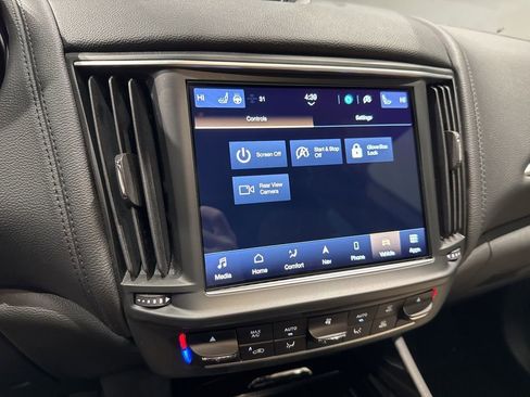 Used 2022 Maserati Levante Modena image 26