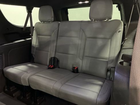 Certified 2023 Chevrolet Suburban LT image 25