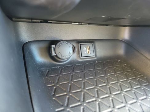 Used 2025 Toyota RAV4 LE image 21