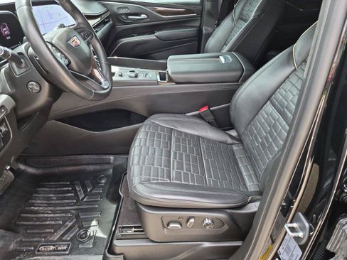Used 2023 Cadillac Escalade Sport Platinum AWD/4WD image 26