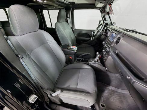 Used 2022 Jeep Gladiator Sport AWD/4WD image 26