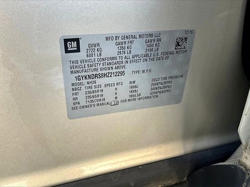 Used 2017 Cadillac XT5 Luxury w/ Driver Awareness Package image 32