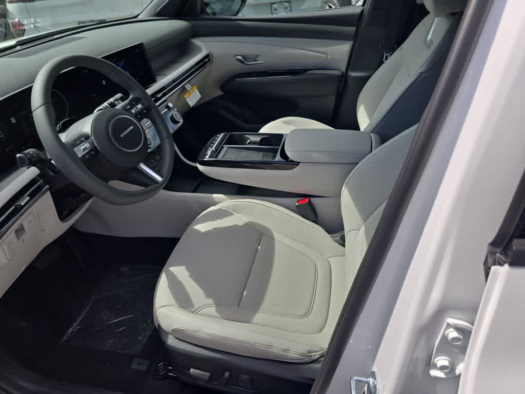 New 2026 Hyundai Tucson Limited w/ Tow & Go Package FWD image 16