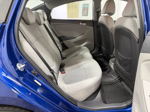 Used 2015 Hyundai Accent GLS FWD image 31