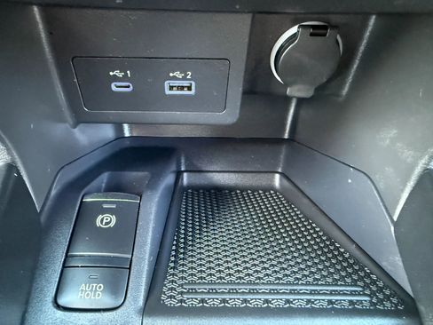 Used 2022 Nissan Kicks SV w/ Interior Electronics Package image 26