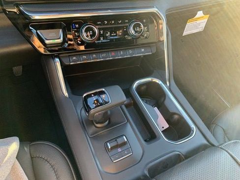 New 2024 GMC Sierra 1500 Denali w/ Denali Reserve Package image 20