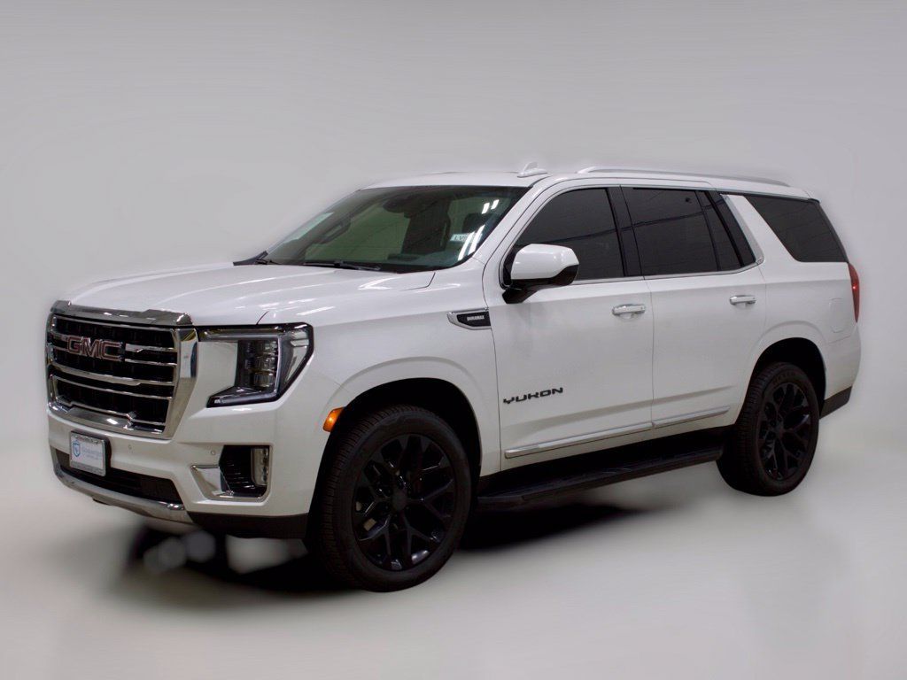 Used 2023 GMC Yukon SLT AWD/4WD image 3