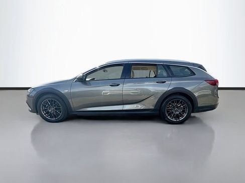 Used 2019 Buick Regal Essence w/ Driver Confidence Package I image 9