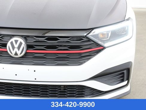 Used 2020 Volkswagen Jetta GLI image 7