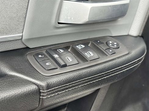 Used 2022 RAM 2500 Big Horn image 25