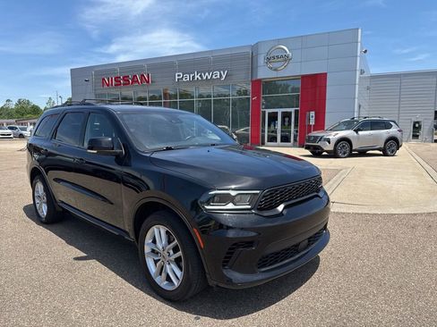 Used 2024 Dodge Durango GT AWD/4WD image 1