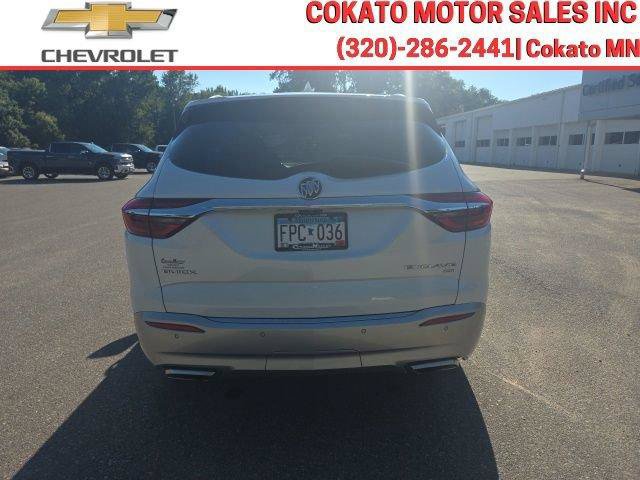 Used 2018 Buick Enclave Avenir w/ Avenir Technology Package AWD/4WD image 6