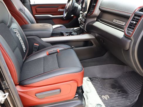 Used 2024 RAM 1500 Rebel AWD/4WD image 15