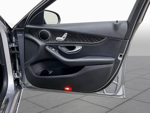 Used 2016 Mercedes-Benz C 300 Sedan image 27