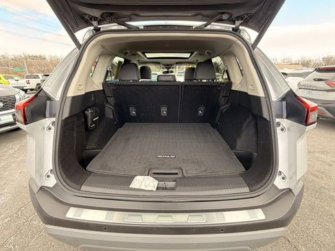 Certified 2023 Nissan Rogue SV w/ SV Premium Package image 19