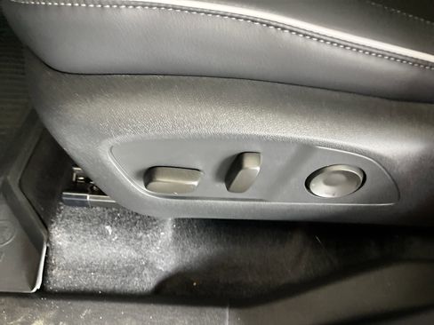New 2026 Buick Enclave Sport Touring w/ Power Package FWD image 18