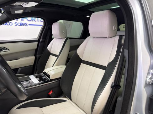 Used 2019 Land Rover Range Rover Velar R-Dynamic SE AWD/4WD image 39